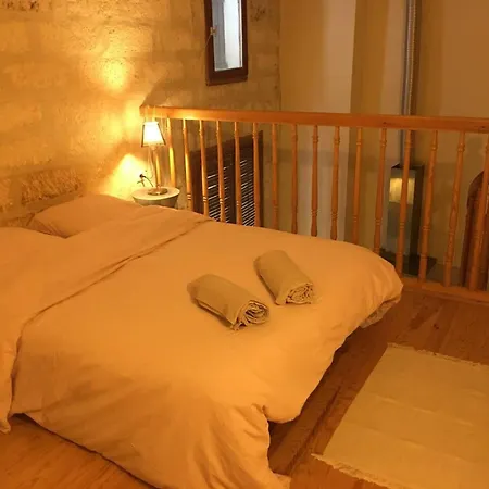 Confortable A 32 M² Inclus アパート *